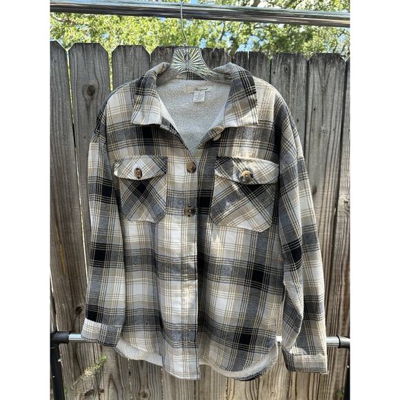 Passport Sherpa-Lined Plaid Shacket – Size M - Picture 1 of 4